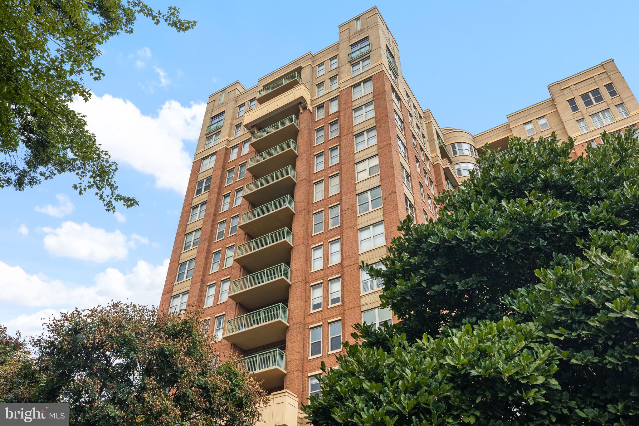 11776 Stratford House Place, Unit 507 Reston, VA 20190 - Photo 39 of 40 front view of a building