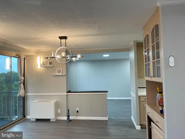 $245,000 | 1001 City Avenue, Unit E1107, Wynnewood, PA 19096