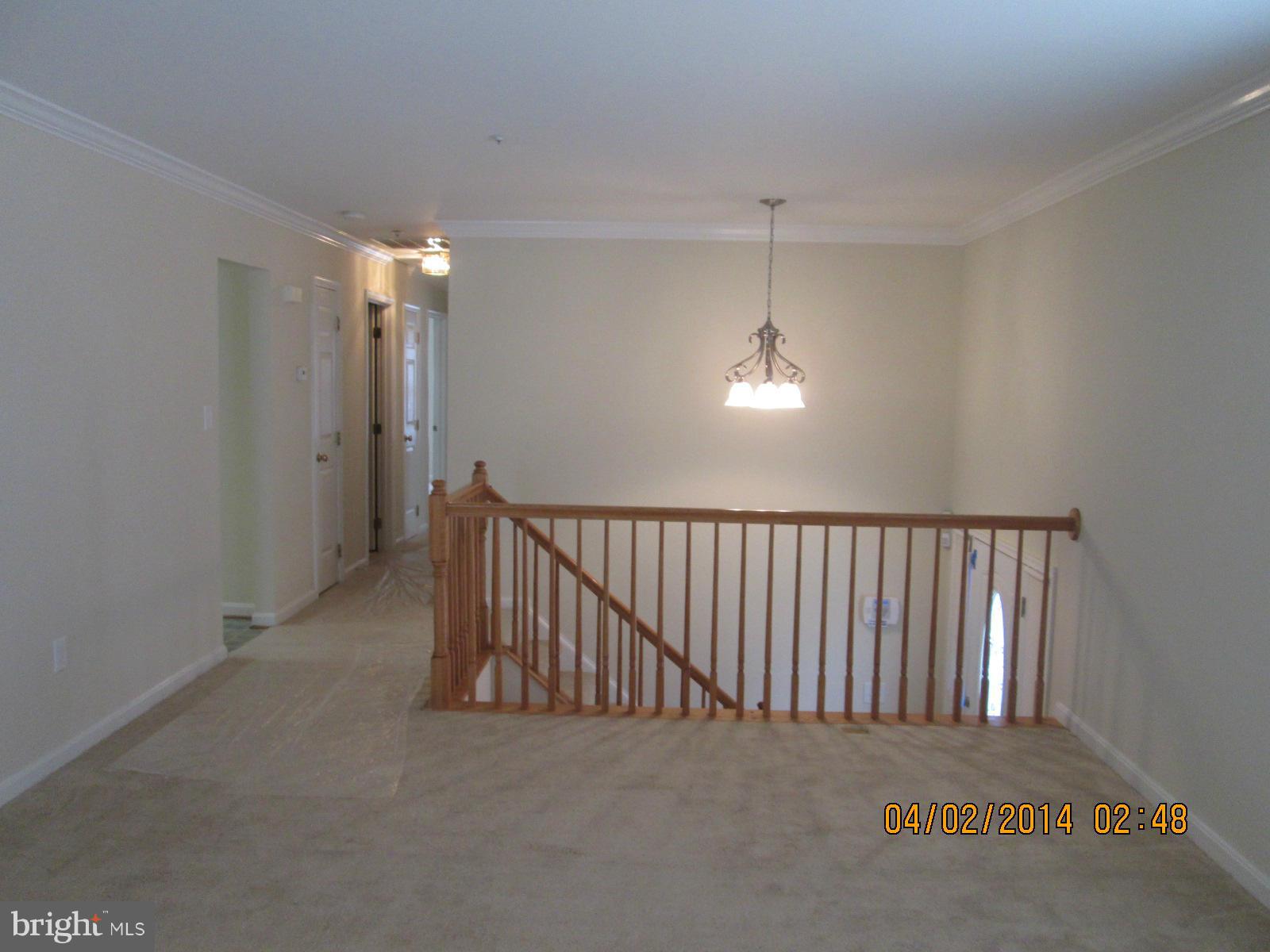 4615 Wheeler Road Oxon Hill, MD 20745 - Photo 4 of 19 Living Room