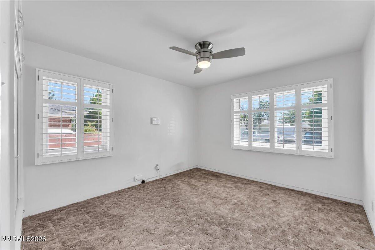 725 Wilkinson Avenue Reno, NV 89502 - Photo 11 of 29 13-725 Wilkinson Ave Reno NV 89502 (13 o