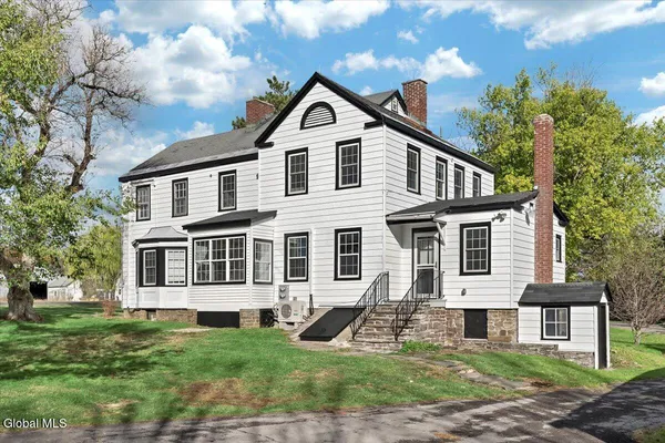$600,000 | 186 Cty Route, Greenville, NY 12083