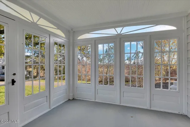 $600,000 | 186 Cty Route, Greenville, NY 12083