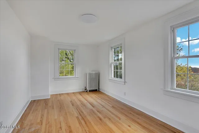 $600,000 | 186 Cty Route, Greenville, NY 12083