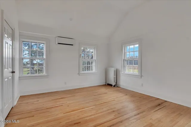 $600,000 | 186 Cty Route, Greenville, NY 12083