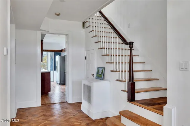 $600,000 | 186 Cty Route, Greenville, NY 12083