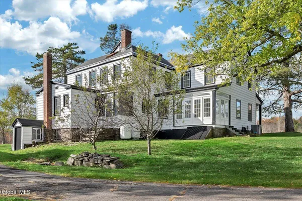 $600,000 | 186 Cty Route, Greenville, NY 12083