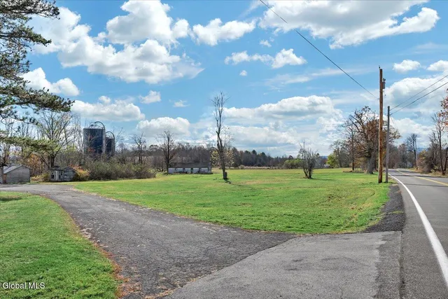 $600,000 | 186 Cty Route, Greenville, NY 12083