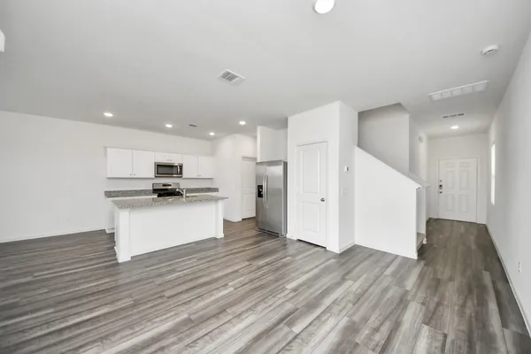 $2,520 | 10303 Rose Mar Drive, Unit A, Rosharon, TX 77583