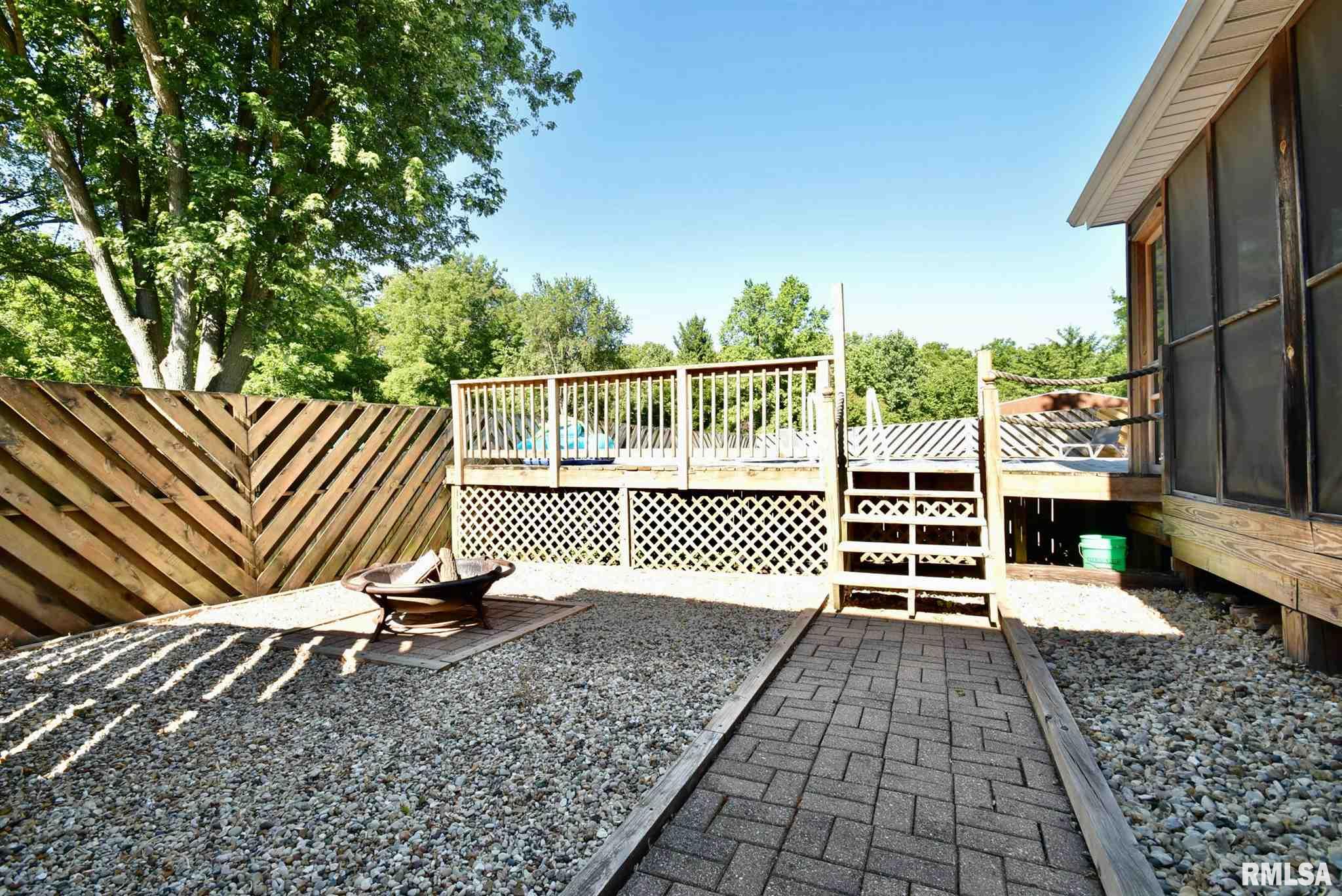 402 Hamilton Street Washington, IL 61571 - Photo 13 of 46 Gallery Image 13