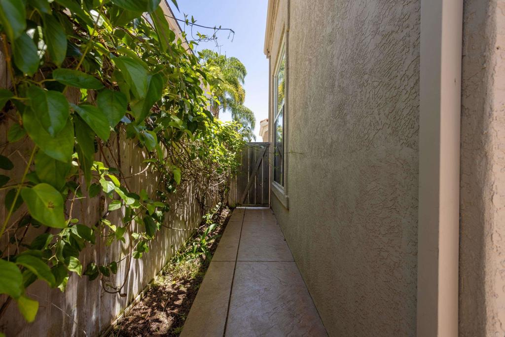 1575 Corte Daniel Oceanside, CA 92056 - Photo 40 of 42