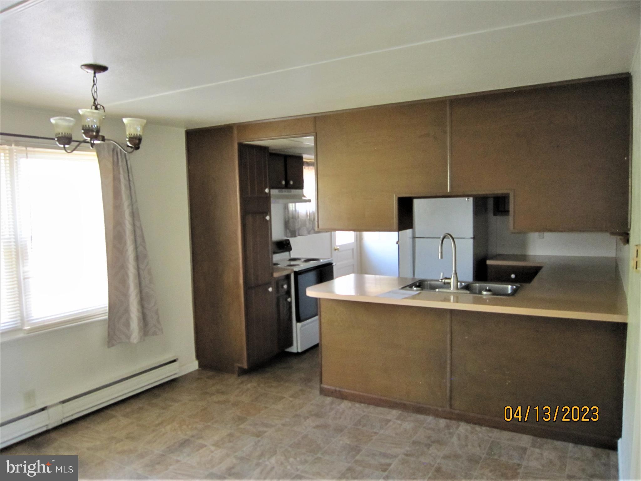 1096 Rettew Mill Road Ephrata, PA 17522 - Photo 5 of 21 Eat-in Kitchen Area
