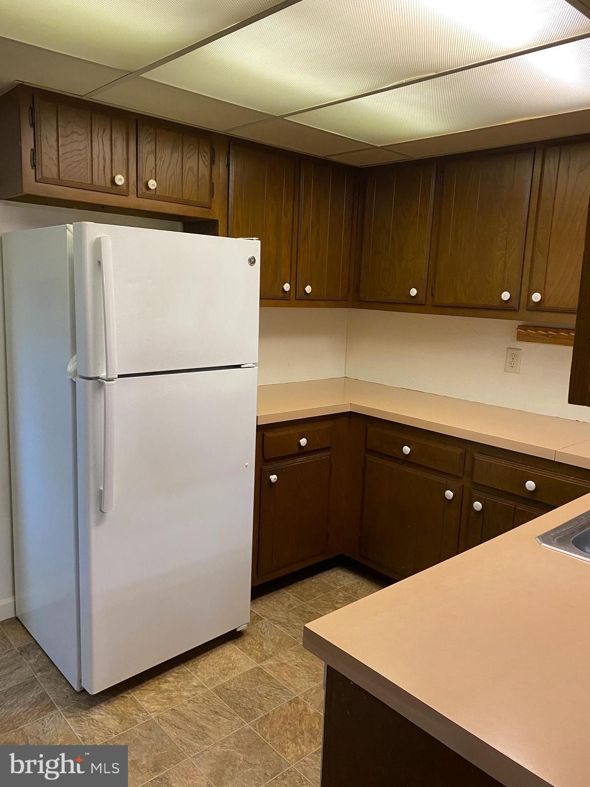1096 Rettew Mill Road Ephrata, PA 17522 - Photo 7 of 21 Kitchen