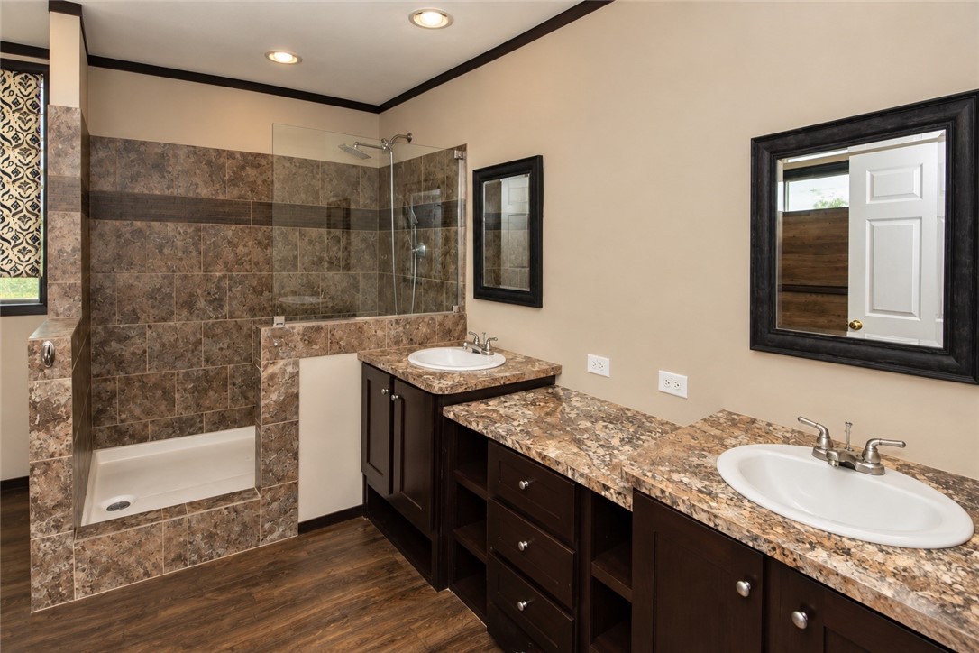 124 Farm To Market 1545 Three Rivers, TX 78071 - Photo 8 of 13 Gallery Image 8