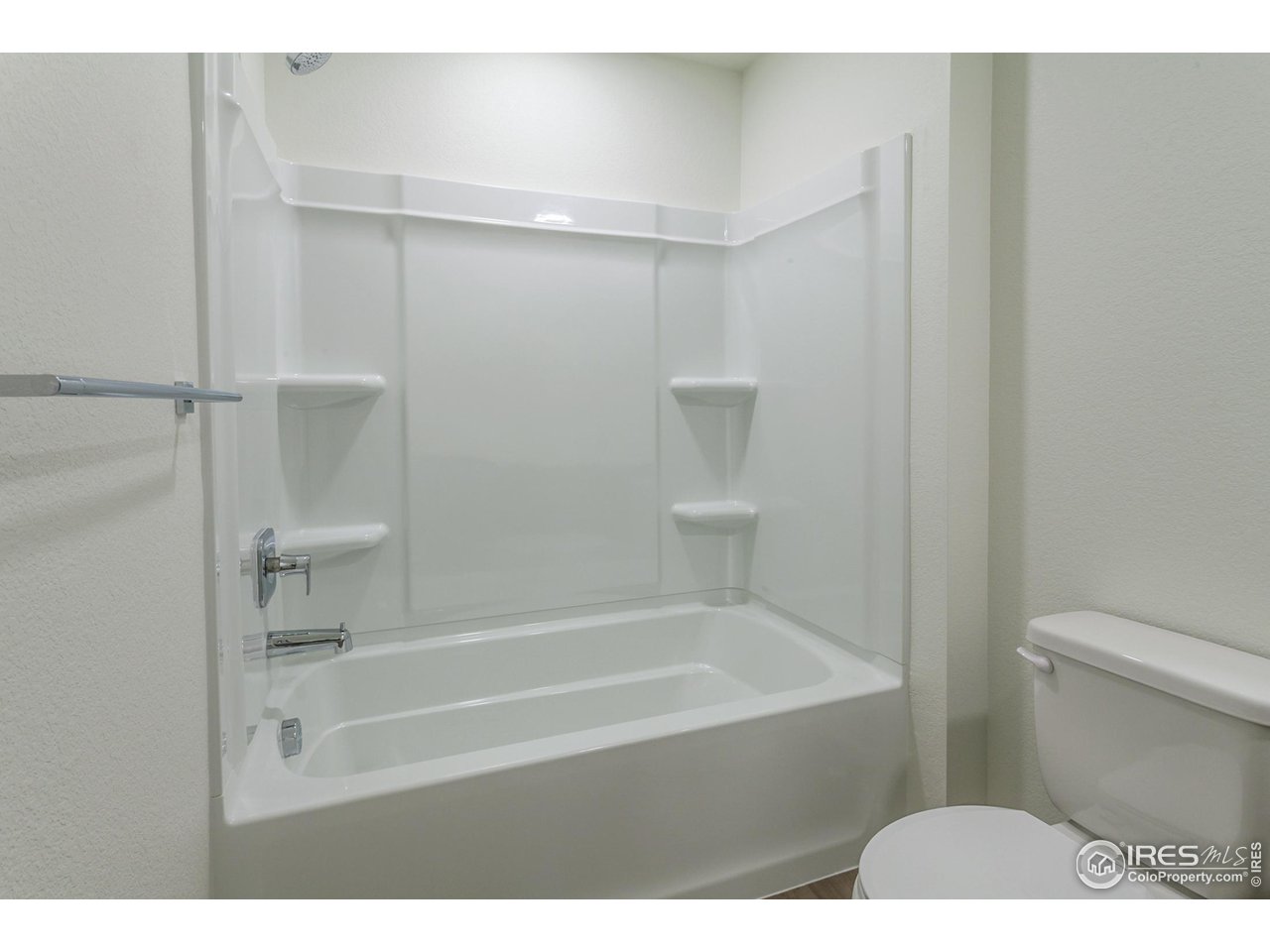 6929 4th St Road, Unit 3 Greeley, CO 80634 - Photo 31 of 38 SECONDARY BATH