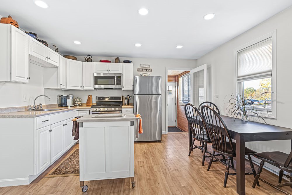 42 Stevenson Road Kittery, ME 03904 - Photo 12 of 23 Gallery Image 12