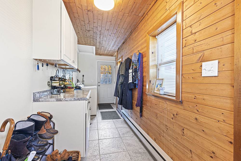 42 Stevenson Road Kittery, ME 03904 - Photo 22 of 23 Gallery Image 22