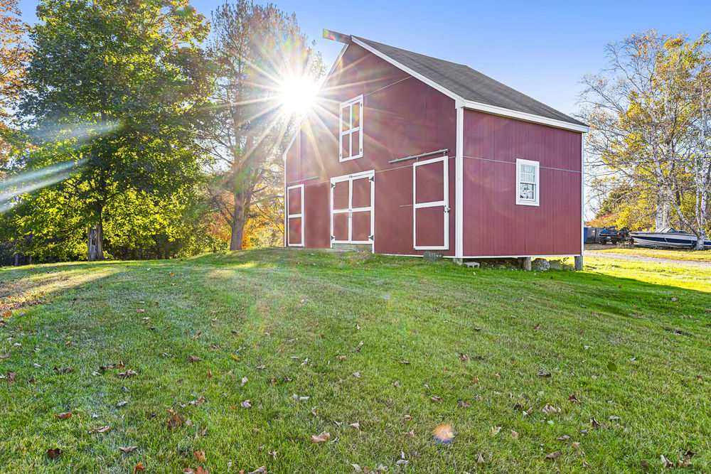 42 Stevenson Road Kittery, ME 03904 - Photo 6 of 23 Gallery Image 6