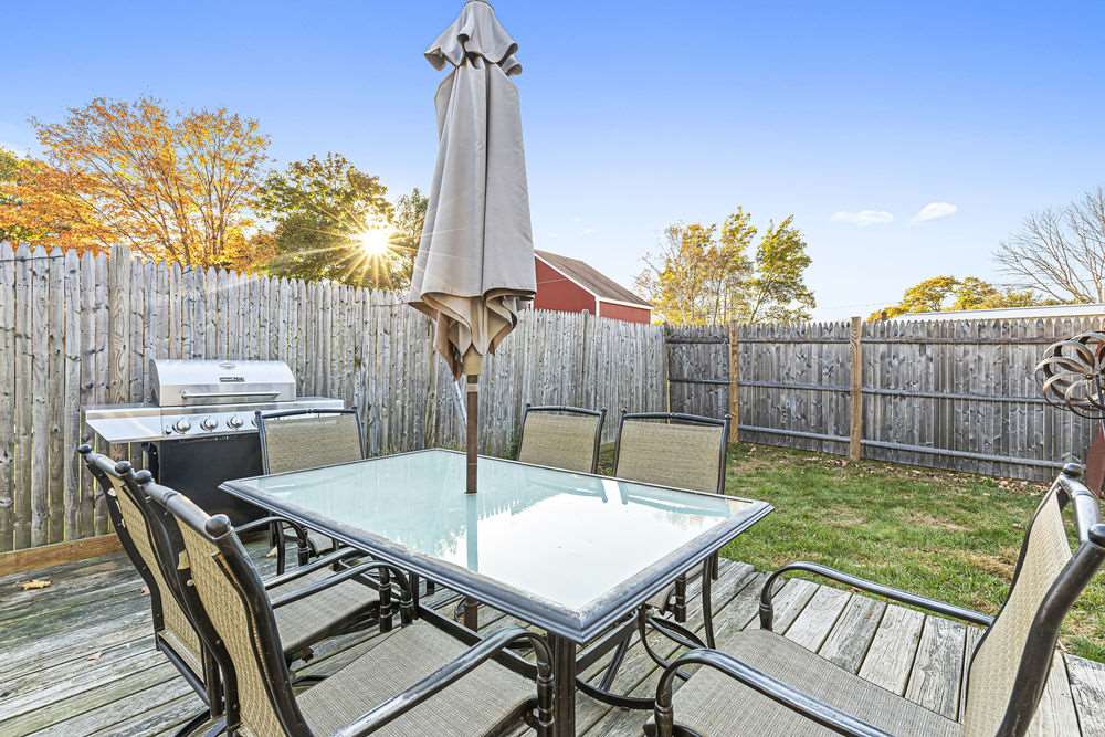 42 Stevenson Road Kittery, ME 03904 - Photo 7 of 23 Gallery Image 7