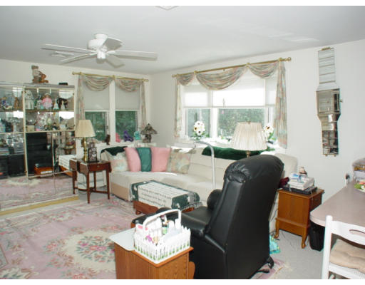 30 Lovejoy Road Andover, MA 01810 - Photo 3 of 9 Gallery Image 3