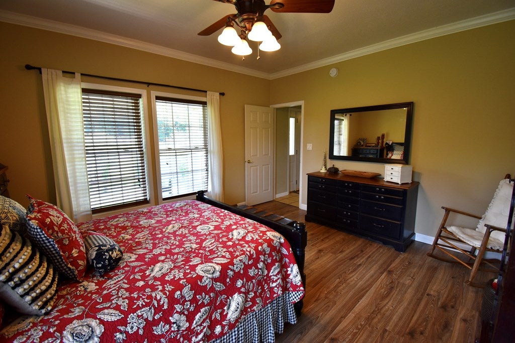 2160 Davis Knob Road Galax, VA 24333 - Photo 10 of 40 Gallery Image 10