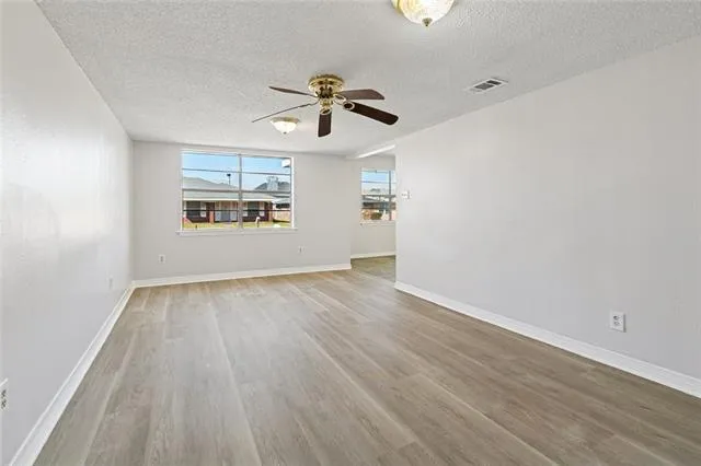 $215,000 | 2201 Veronica Drive, Chalmette, LA 70043