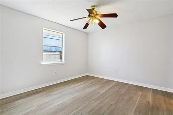 $215,000 | 2201 Veronica Drive, Chalmette, LA 70043