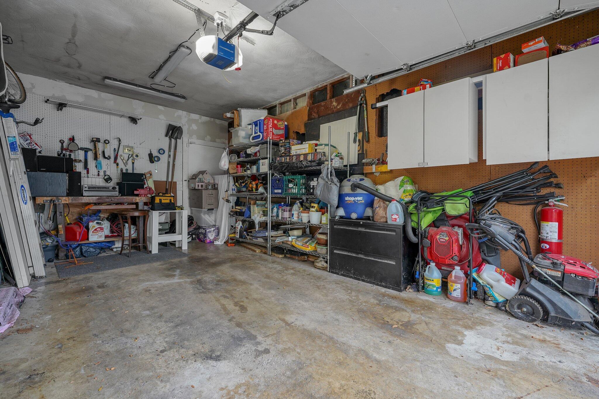 563 McCutcheon Road Columbus, OH 43230 - Photo 24 of 27 Spacious, one-car garage with quiet opener!