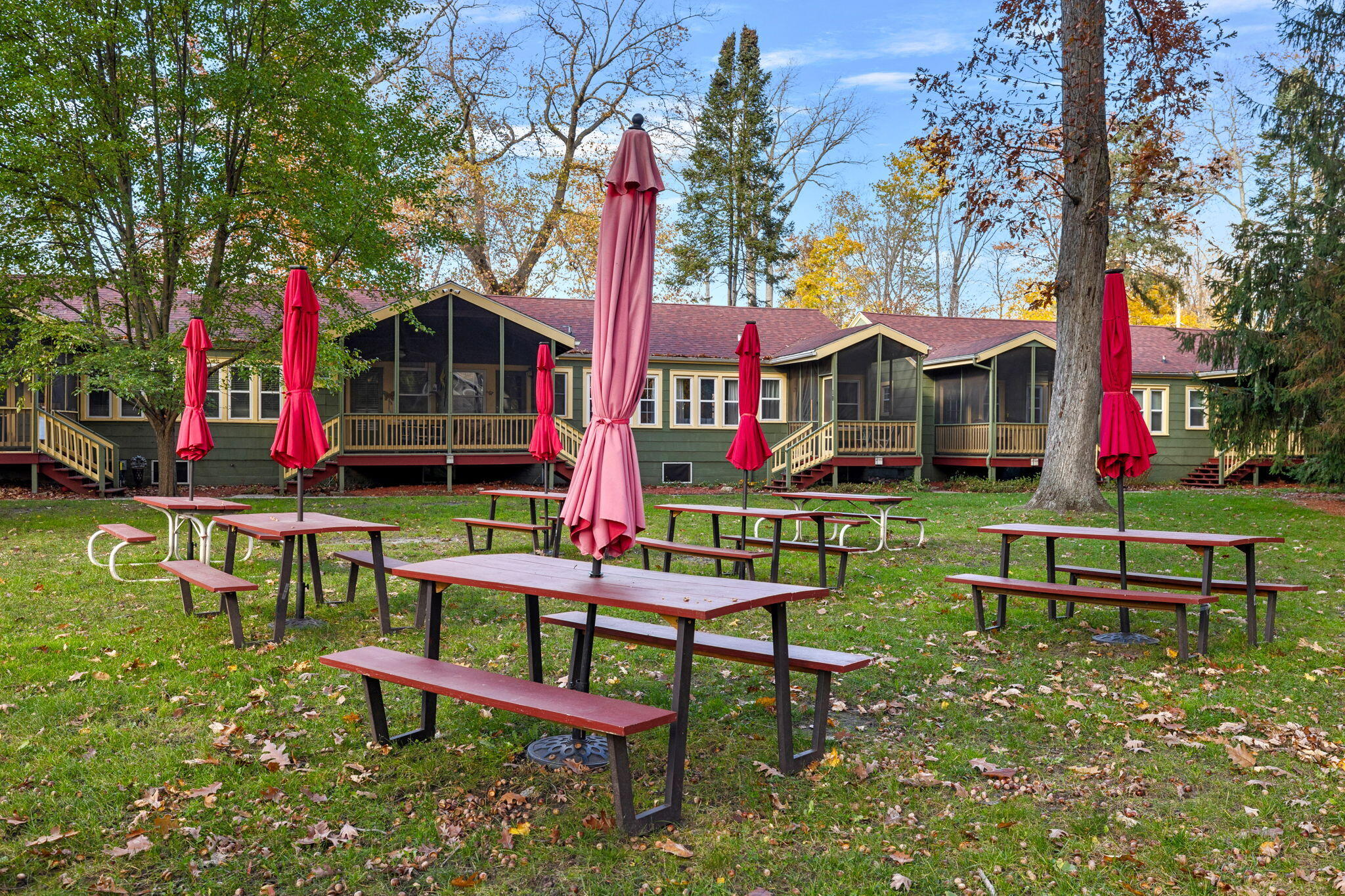 15657 Lakeshore Road, Unit 12 Union Pier, MI 49129 - Photo 21 of 26 Assn. picnic tables