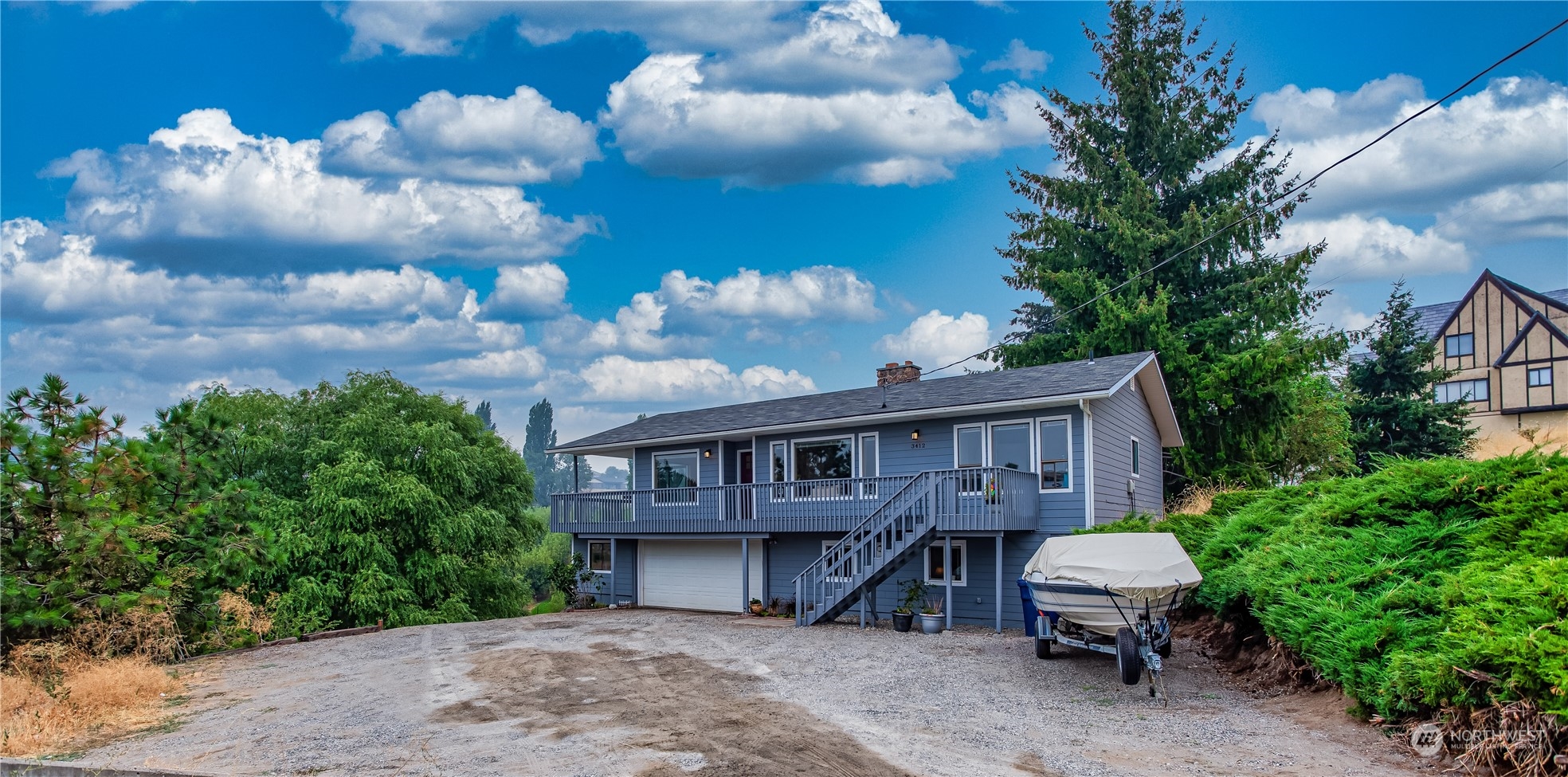 3412 Burch Mountain Road Wenatchee, WA 98801 - Photo 1 of 40 Gallery Image 1
