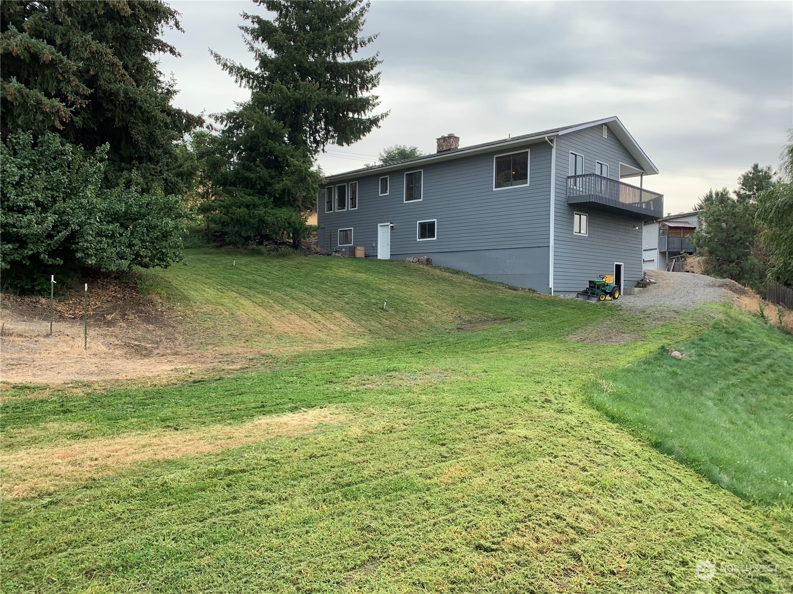 3412 Burch Mountain Road Wenatchee, WA 98801 - Photo 28 of 40 Gallery Image 28
