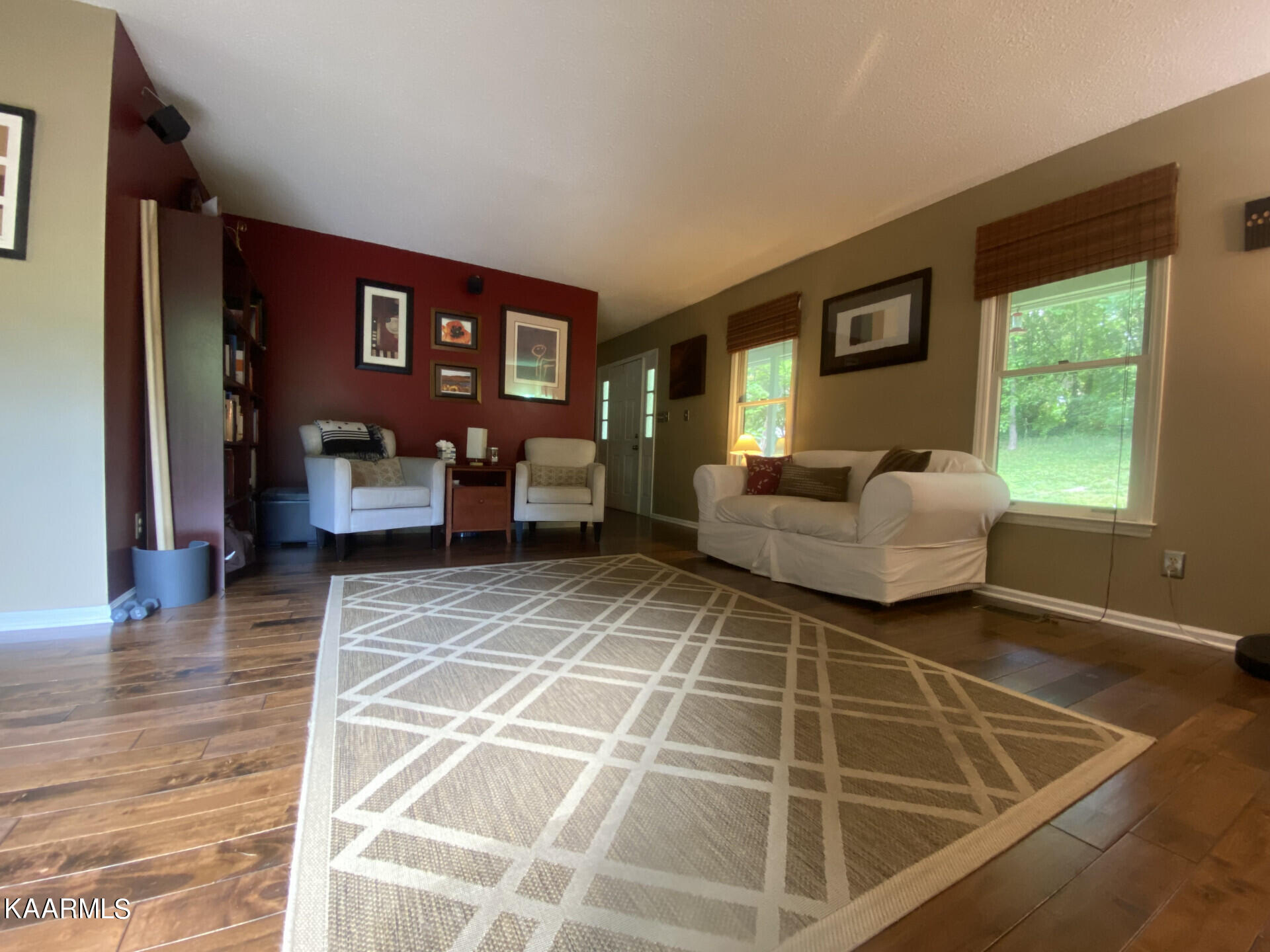 5504 East Sunset Road Knoxville, TN 37914 - Photo 14 of 21 5504ESunsetRd_22058_14