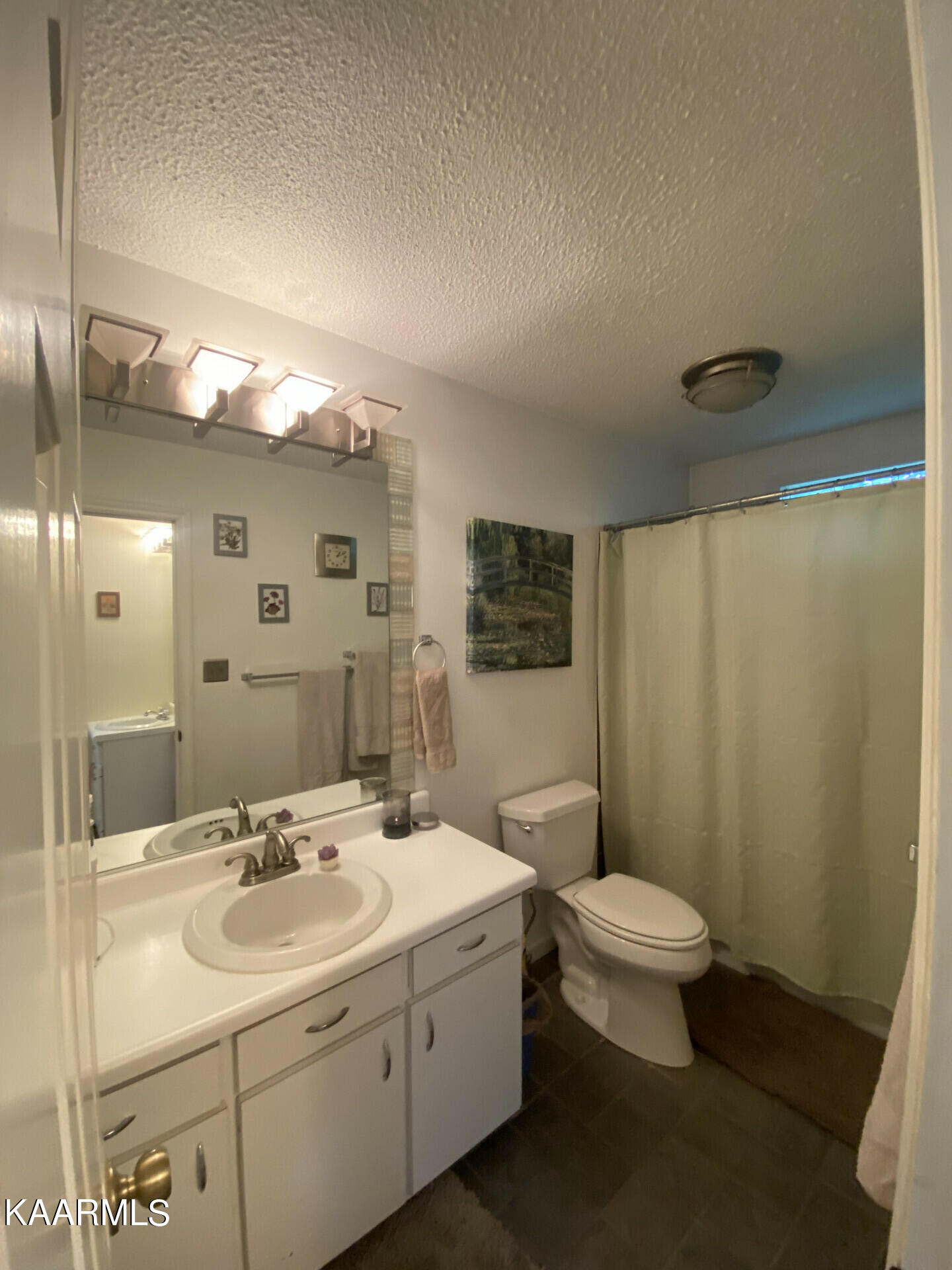 5504 East Sunset Road Knoxville, TN 37914 - Photo 15 of 21 5504ESunsetRd_22058_15