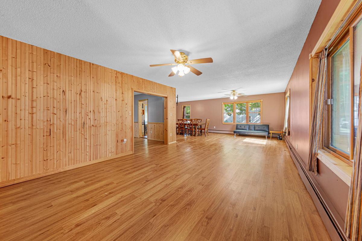 718 6th Street Northwest Faribault, MN 55021 - Photo 12 of 60