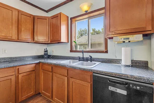 $289,900 | 718 6th Street Northwest, Faribault, MN 55021