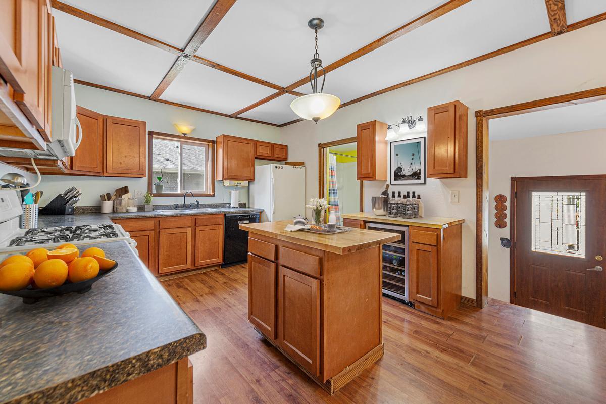 718 6th Street Northwest Faribault, MN 55021 - Photo 7 of 60