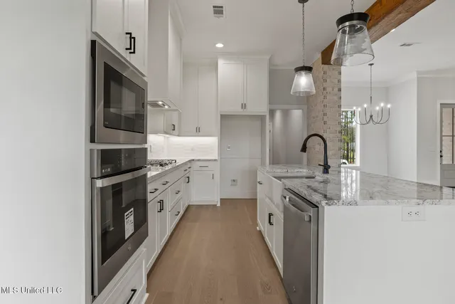 $439,000 | 103 Charleston Lane, Madison, MS 39110