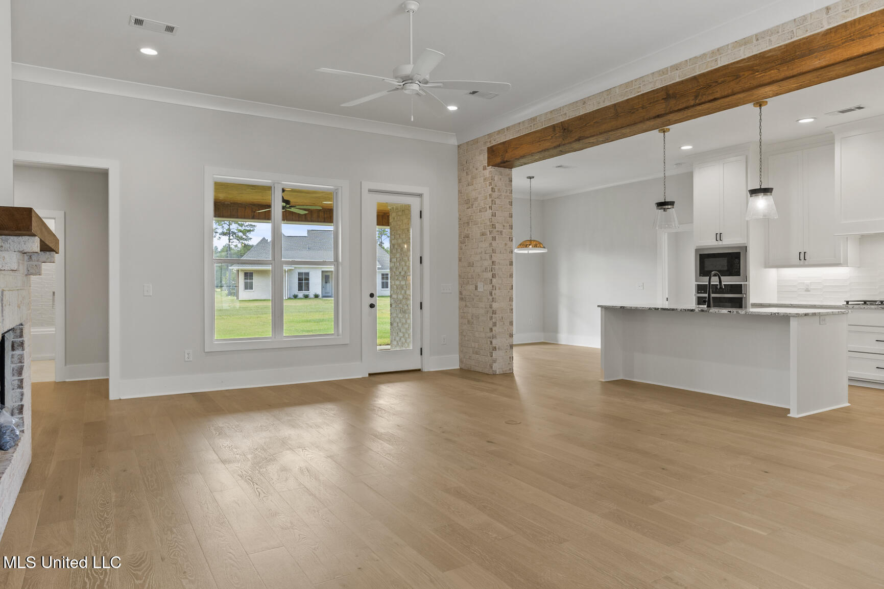 103 Charleston Lane Madison, MS 39110 - Photo 3 of 33 103 Charleston Ln-3