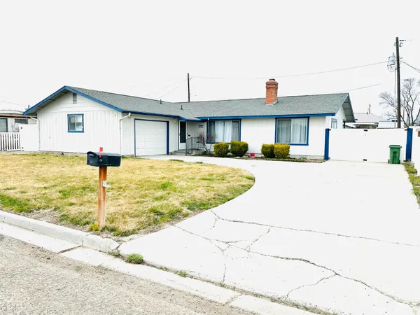 $280,000 | 1111 West D Street, Vale, OR 97918