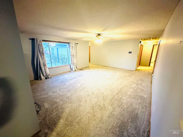 $280,000 | 1111 West D Street, Vale, OR 97918