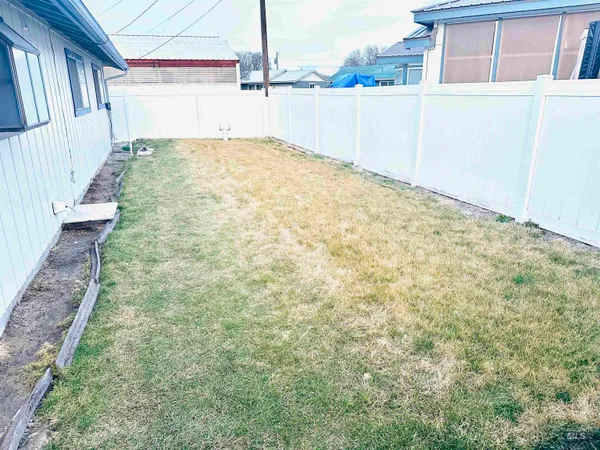 $280,000 | 1111 West D Street, Vale, OR 97918