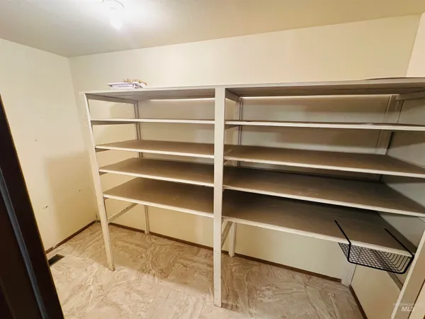 $280,000 | 1111 West D Street, Vale, OR 97918