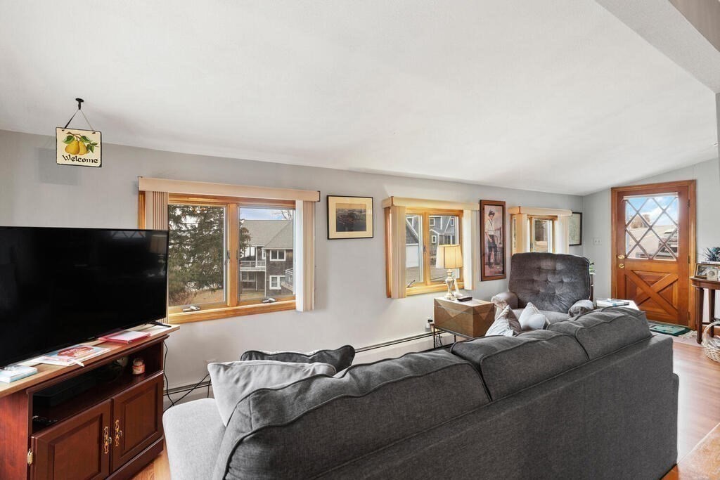 19 North Ridge Road Ipswich, MA 01938 - Photo 7 of 40