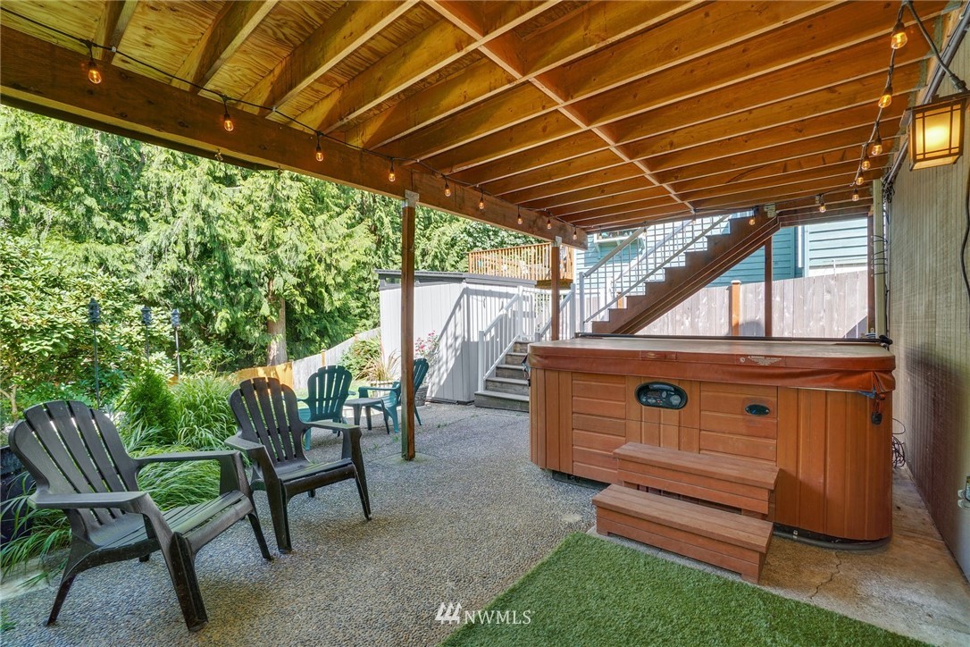 1912 169th Place Southeast Bothell, WA 98012 - Photo 27 of 40 a view of a chairs and table in the patio