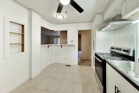 $137,500 | 700 North Bruce Lane, Unit 312, Glenwood, IL 60425