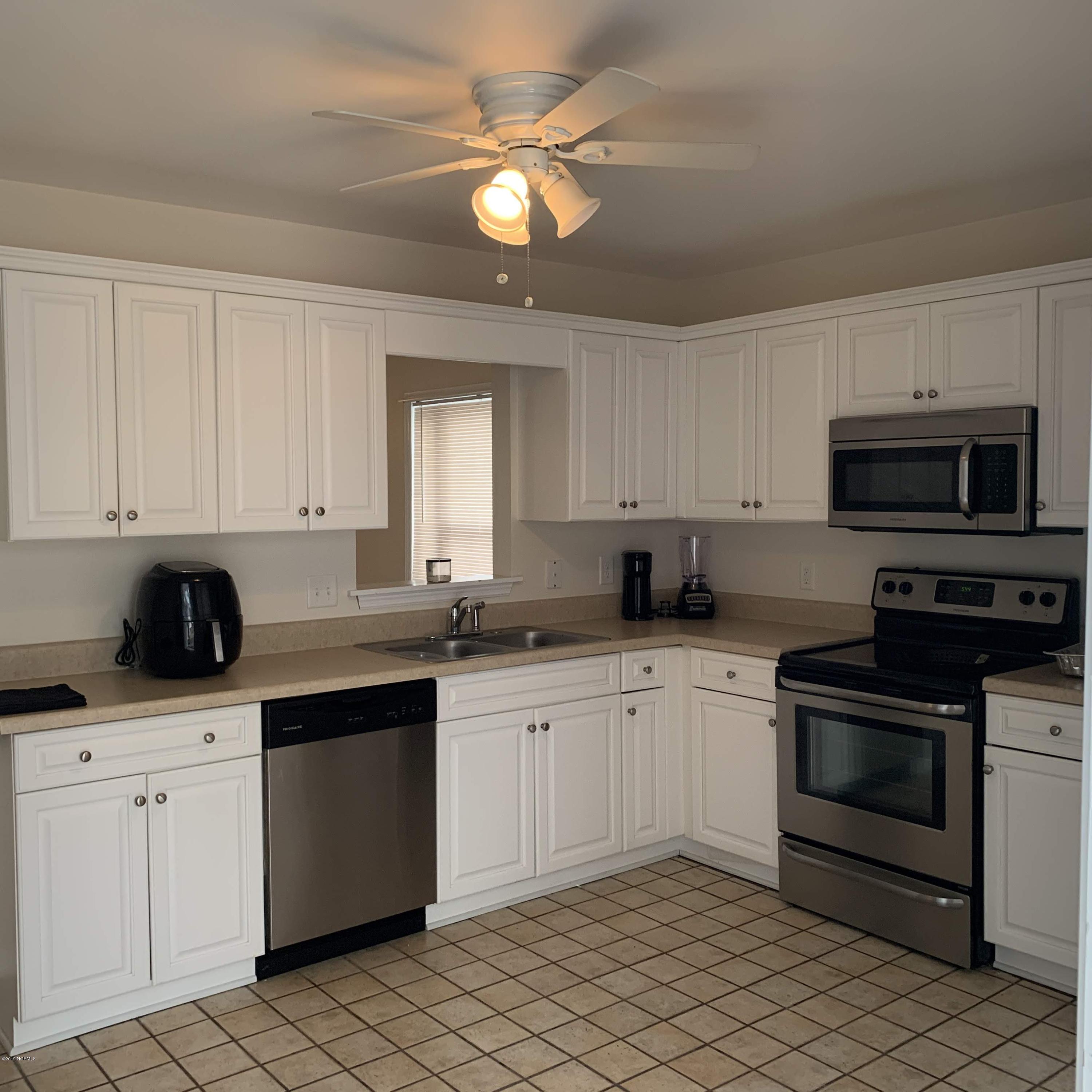 4910 Bridger Road, Unit #14 Shallotte, NC 28470 - Photo 12 of 37 Ample Counter Space