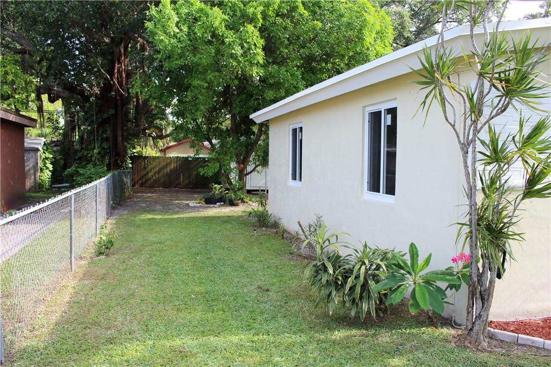 5620 Simms Street Hollywood, FL 33021 - Photo 6 of 30 Photo 6