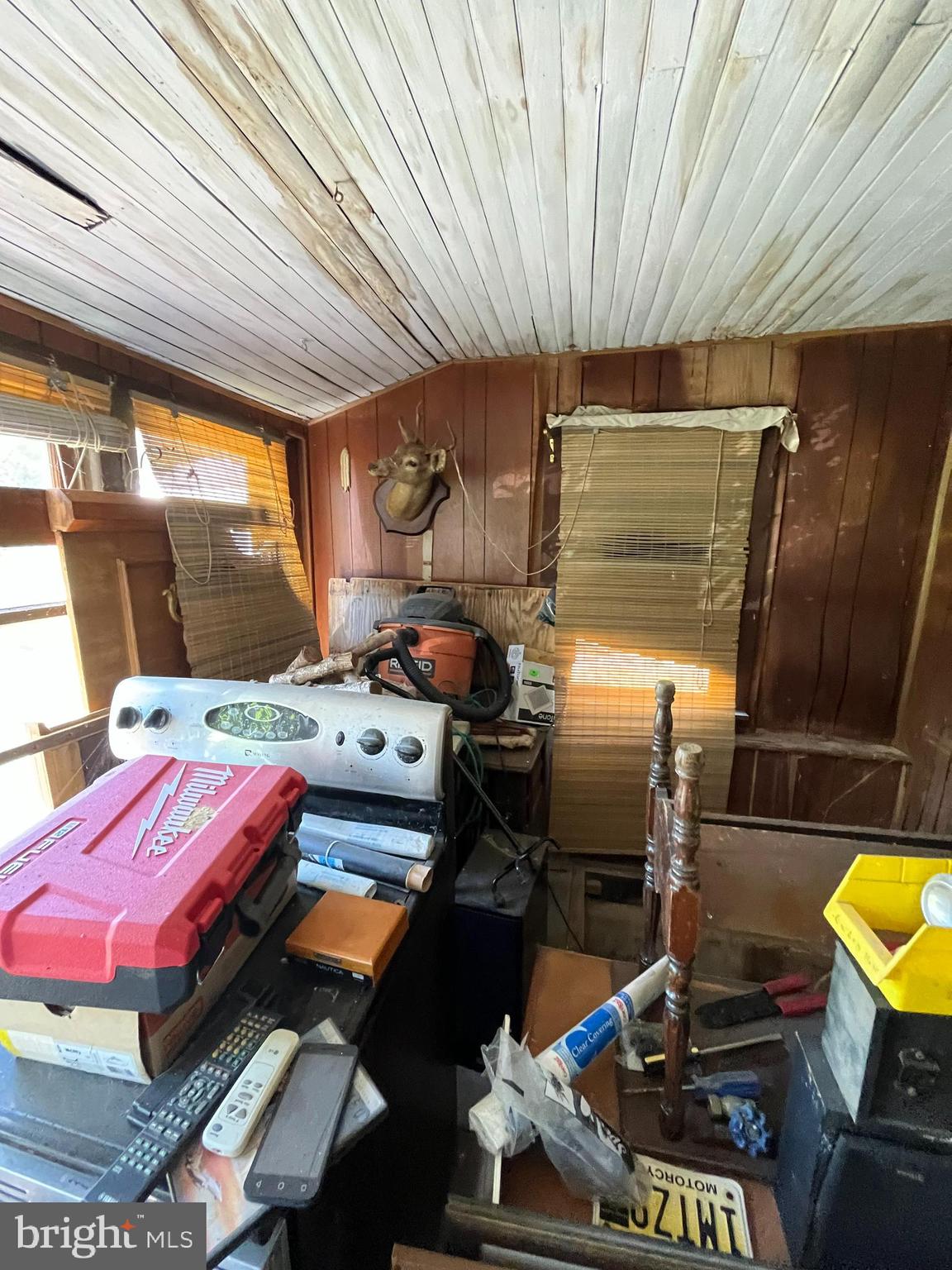 484 Gum Tree Corner Road Bridgeton, NJ 08302 - Photo 14 of 29 a storage room with furniture