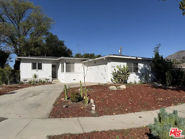 $2,995 | 11121 Parr Avenue, Los Angeles, CA 91040