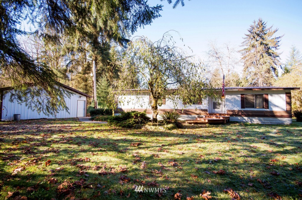 6412 Robe Menzel Road Granite Falls, WA 98252 - Photo 1 of 25
