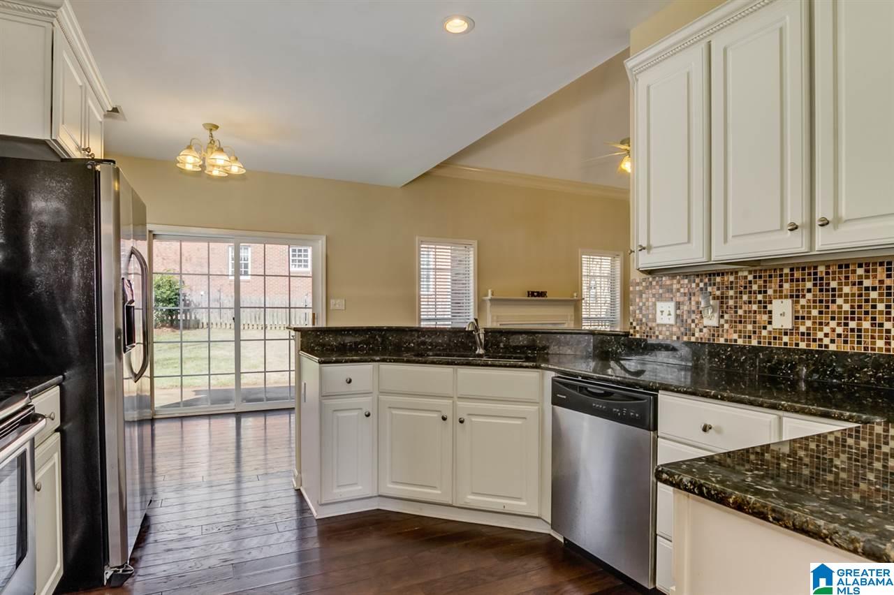 129 Wixford Way Alabaster, AL 35007 - Photo 16 of 38